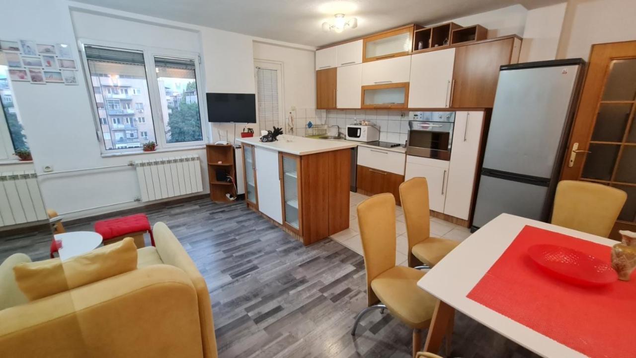 Center Cosy Apartment Skopje Exterior foto